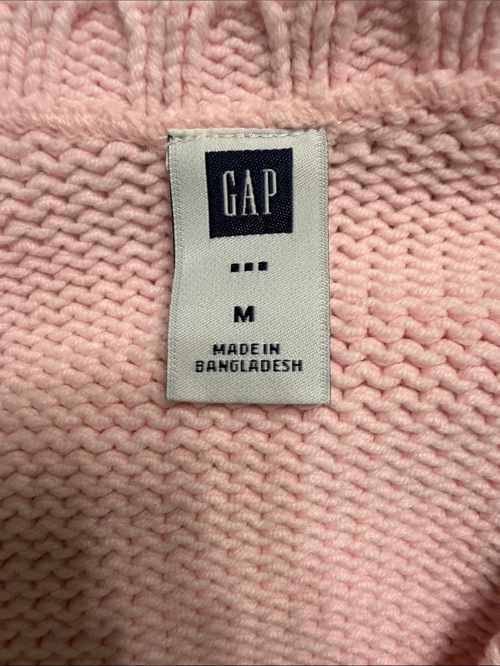 GAP Soft Pink V-Neck Sweater - Picture 3 of 5